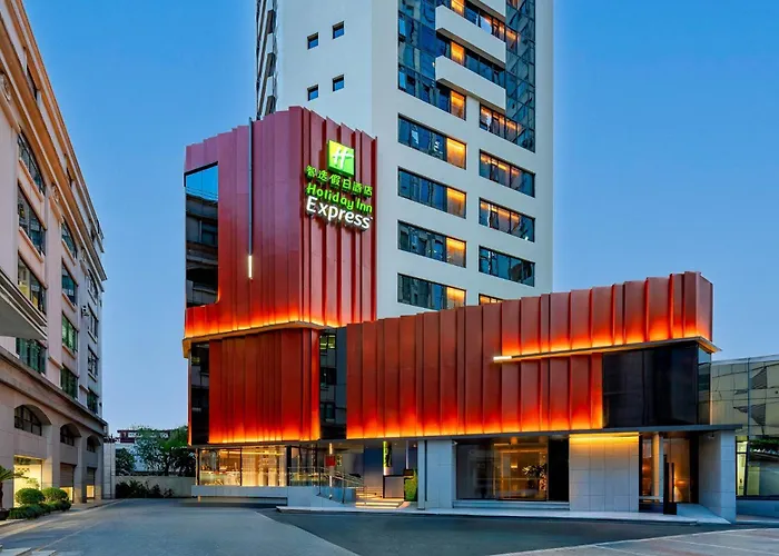 Holiday Inn Express Shanghai Jing\'An Temple By Ihg